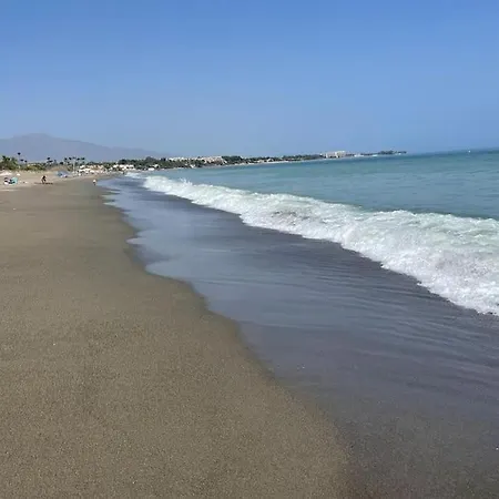 Apartment 4 Bedroom Townhouse 200 Meters From The Beach! Estepona