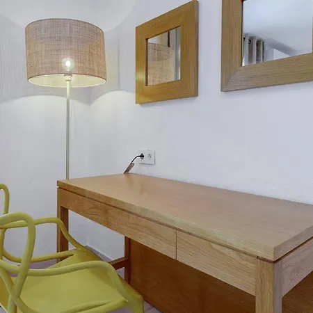 4 Bedroom Townhouse 200 Meters From The Beach! Apartment Estepona