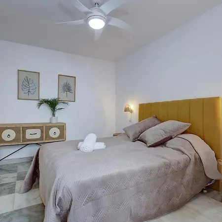 Appartement 4 Bedroom Townhouse 200 Meters From The Beach!