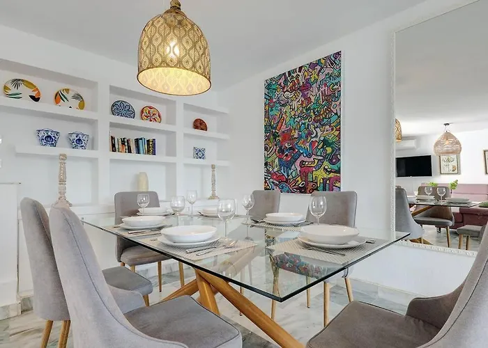 Apartment 4 Bedroom Townhouse 200 Meters From The Beach! *