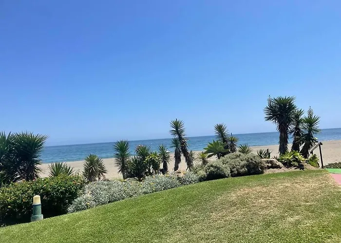 4 Bedroom Townhouse 200 Meters From The Beach! 公寓