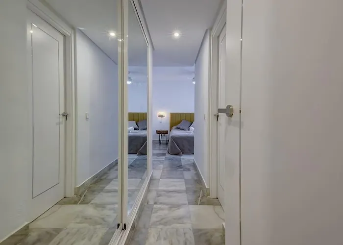 4 Bedroom Townhouse 200 Meters From The Beach! * 埃斯特波纳