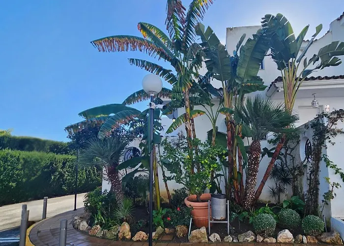 4 Bedroom Townhouse 200 Meters From The Beach! * 埃斯特波纳