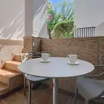 4 Bedroom Townhouse 200 Meters From The Beach! Apartment Estepona