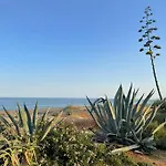 4 Bedroom Townhouse 200 Meters From The Beach! Apartment