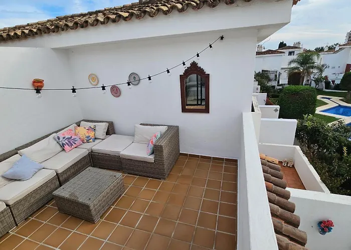 4 Bedroom Townhouse 200 Meters From The Beach! Lägenhet Estepona